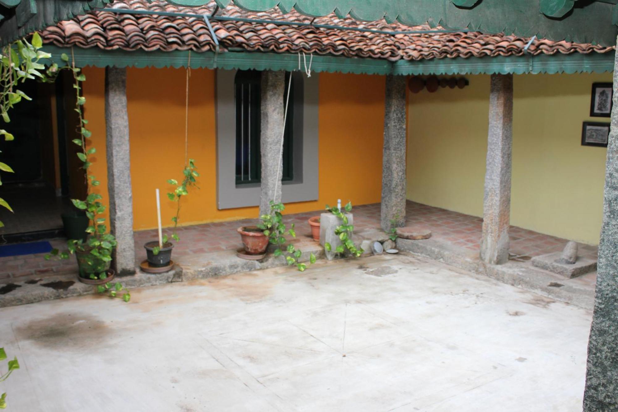 Agraharam Bed And Breakfast เชนไน ภายนอก รูปภาพ